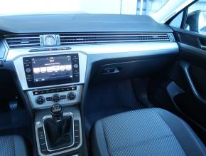 Volkswagen Passat  2.0 TDI Trendline 