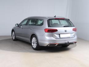 Volkswagen Passat  2.0 TDI Elegance 