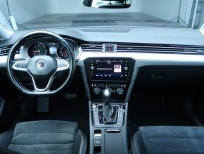 Volkswagen Passat  2.0 TDI Elegance 