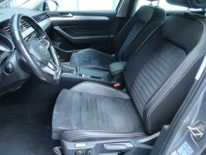 Volkswagen Passat  2.0 TDI Elegance 