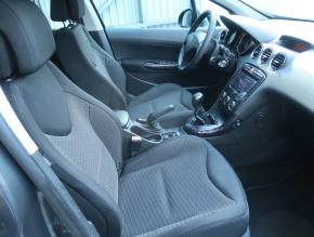 Peugeot 308  1.6 VTi 