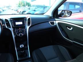 Hyundai i30  1.6 GDI 