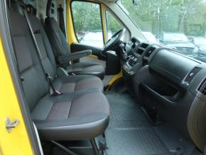 Peugeot Boxer  2.0 BlueHDi 