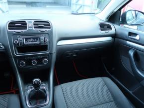 Volkswagen Golf  1.6 TDI 