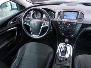 Opel Insignia  2.0 CDTI 