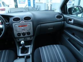 Ford Focus  1.6 16V 