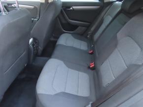 Volkswagen Passat  2.0 TDI 