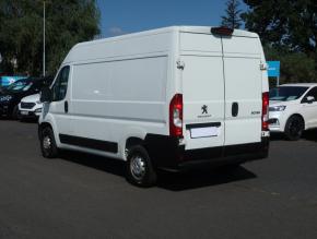 Peugeot Boxer  2.2 BlueHDi . 