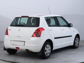 Suzuki Swift  1.3 i 