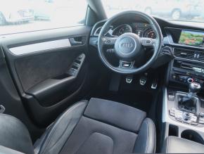 Audi A5  2.0 TDI S-Line 