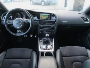 Audi A5  2.0 TDI S-Line 