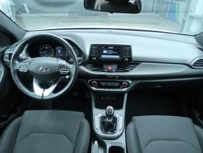 Hyundai i30  1.4 T-GDI 