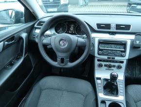 Volkswagen Passat  2.0 TDI 