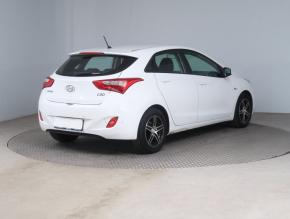 Hyundai i30  1.6 MPI 