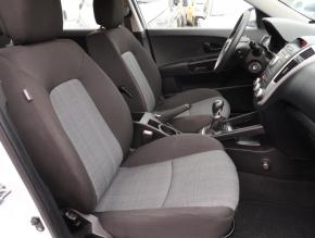 Kia Ceed  1.4 CVVT 