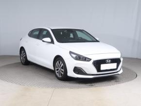 Hyundai i30 Fastback  1.0 T-GDI Trikolor 