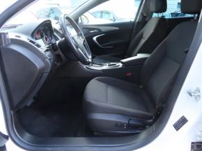 Opel Insignia  2.0 CDTI 