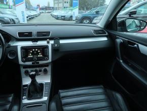 Volkswagen Passat  2.0 TDI 