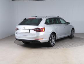 Škoda Superb  2.0 TDI Style 