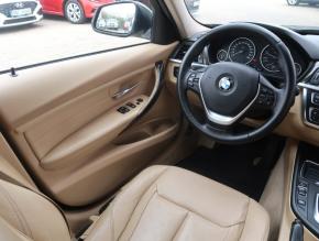 BMW 3  320 d 