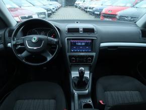 Škoda Octavia  1.4 TSI Elegance 