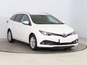 Toyota Auris  1.6 Valvematic 