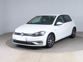 Volkswagen Golf  1.5 TSI 