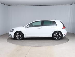 Volkswagen Golf  1.5 TSI 