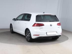 Volkswagen Golf  1.5 TSI 