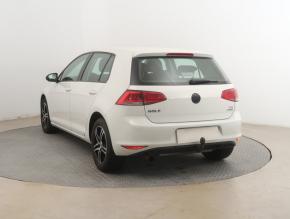 Volkswagen Golf  1.2 TSI 