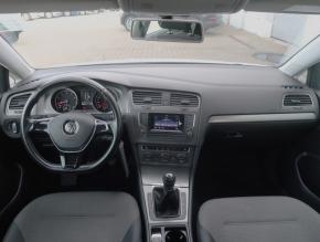 Volkswagen Golf  1.2 TSI 