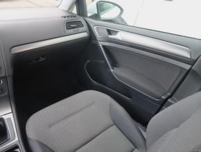 Volkswagen Golf  1.2 TSI 