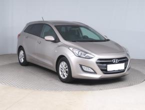 Hyundai i30  1.6 MPI 