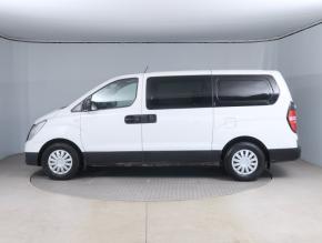 Hyundai H-1  2.5 CRDi 