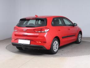 Hyundai i30  1.5 DPI Start Plus 