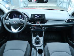 Hyundai i30  1.5 DPI Start Plus 