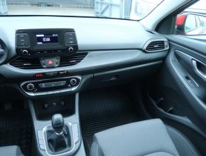 Hyundai i30  1.5 DPI Start Plus 