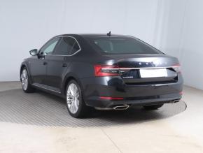 Škoda Superb  2.0 TSI Laurin&Klement 