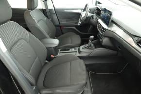 Ford Focus  1.0 MHEV Titanium 