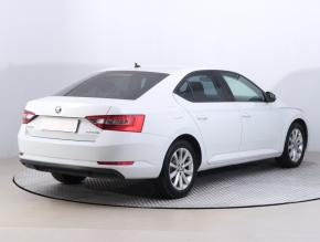 Škoda Superb  2.0 TDI 