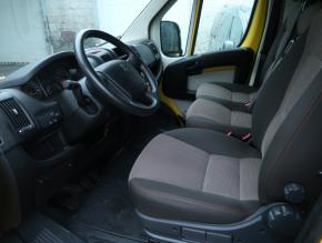 Peugeot Boxer  2.0 BlueHDi 