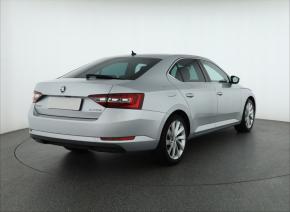 Škoda Superb  2.0 TDI 