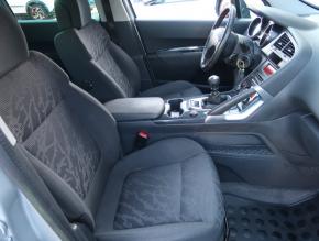 Peugeot 3008  1.6 HDi 