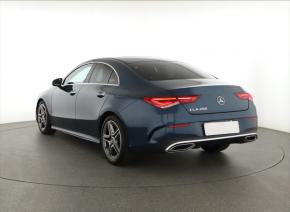 Mercedes-Benz CLA  200 AMG Paket 