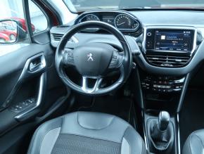 Peugeot 2008  1.2 PureTech 