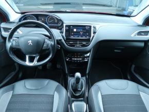 Peugeot 2008  1.2 PureTech 