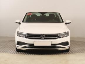 Volkswagen Passat  1.5 TSI Business 