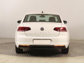 Volkswagen Passat  1.5 TSI Business 