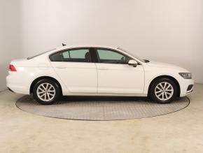 Volkswagen Passat  1.5 TSI Business 