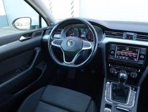 Volkswagen Passat  1.5 TSI Business 